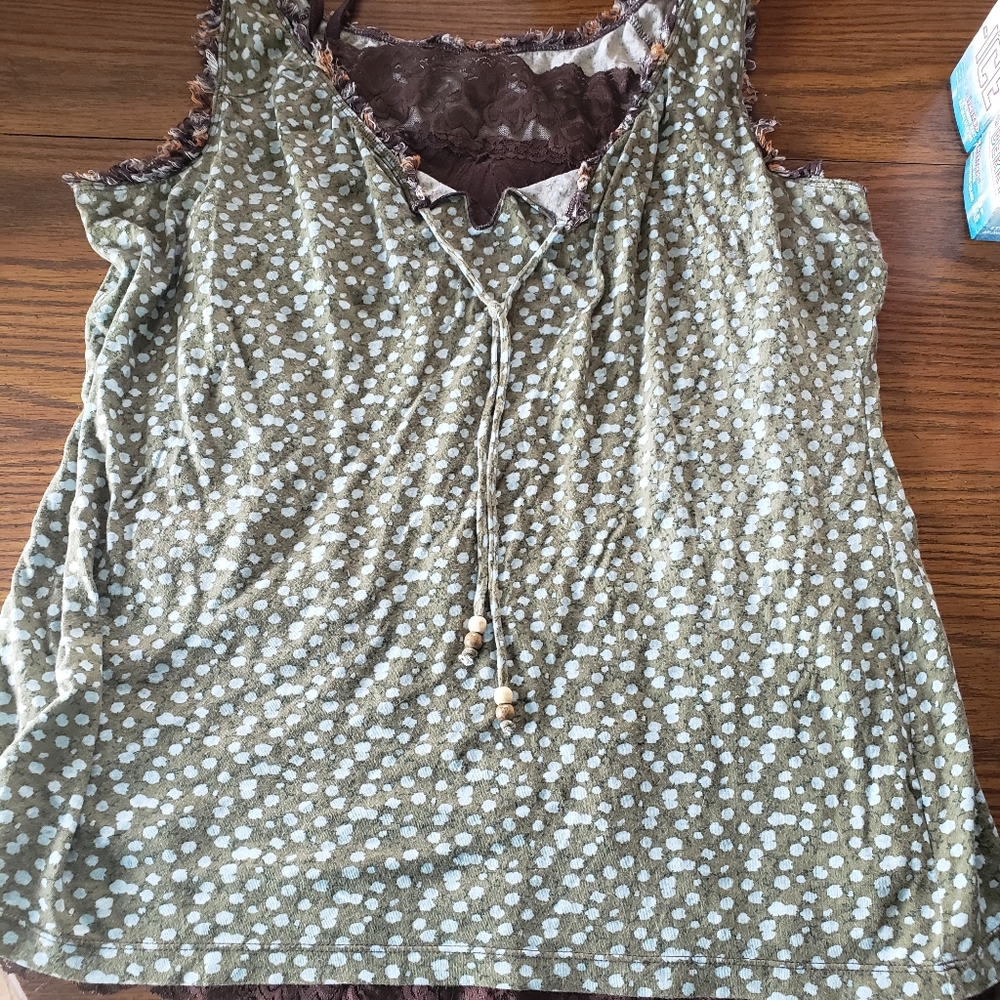 Maurices top